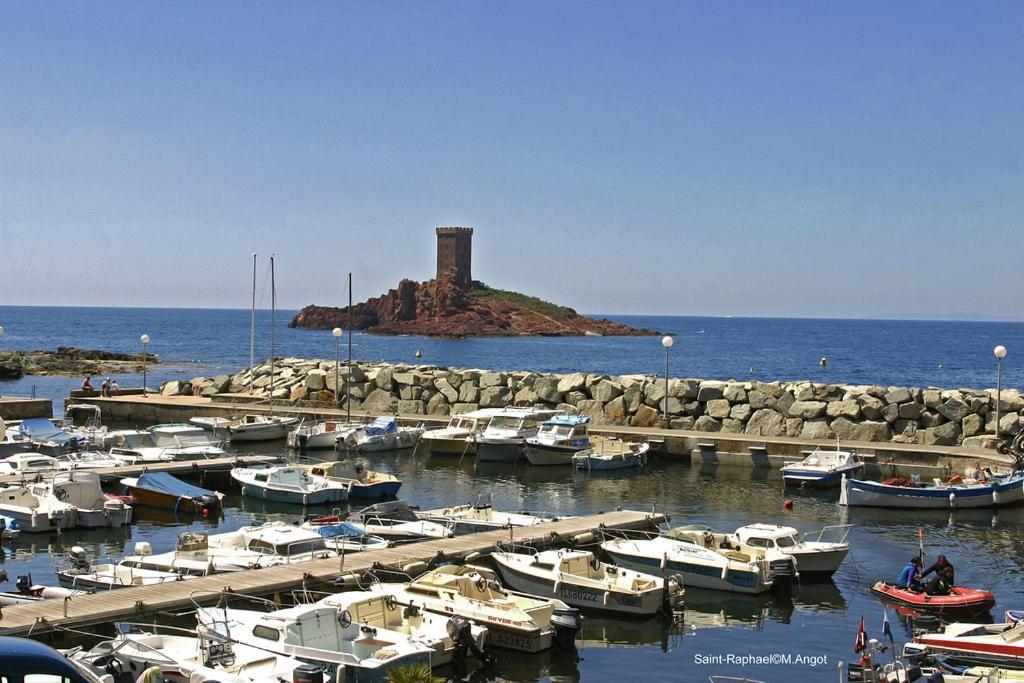 Villa Le Hameau - Cap Esterel Сен-Рафаель Екстер'єр фото