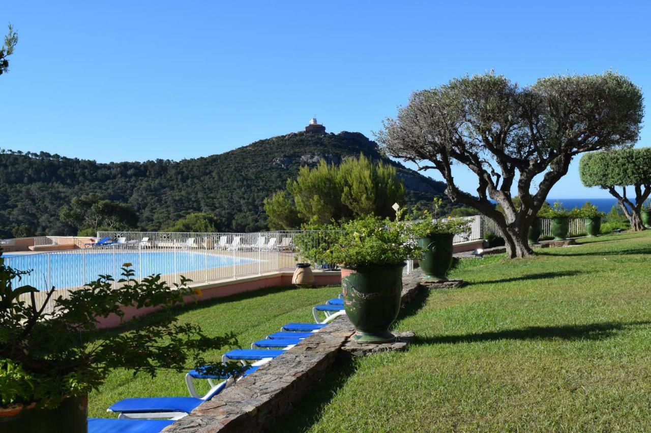 Villa Le Hameau - Cap Esterel Сен-Рафаель Екстер'єр фото